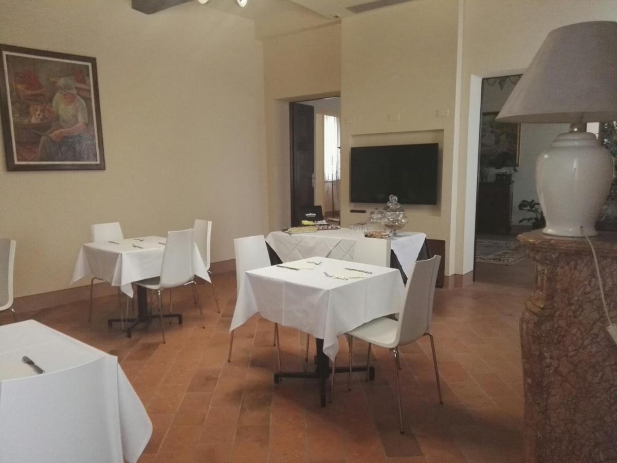 Locanda Al Portone Scandiano Exterior photo